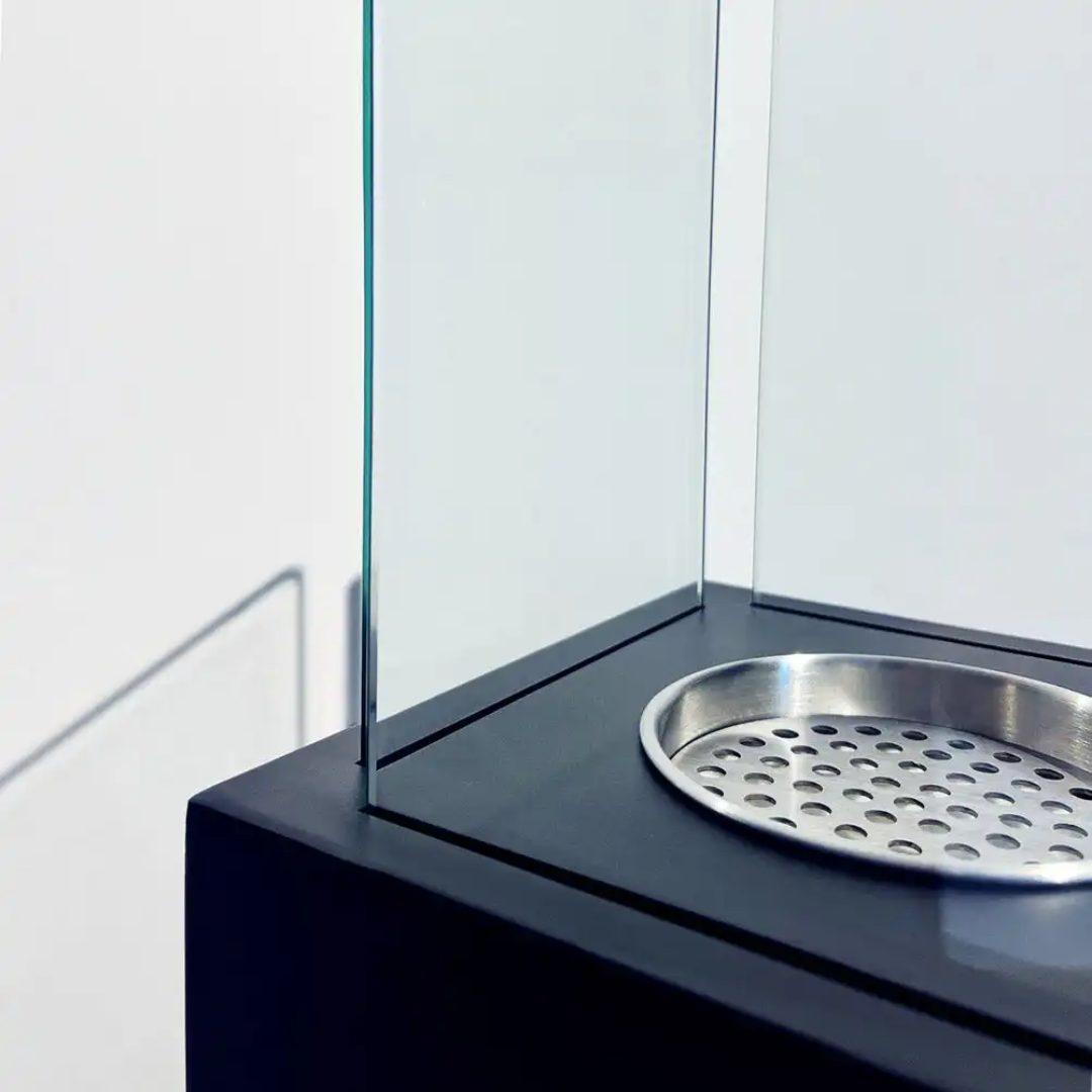 Lareira a Bioetanol CAPRI 70 – Coluna Preta para Interior e Exterior